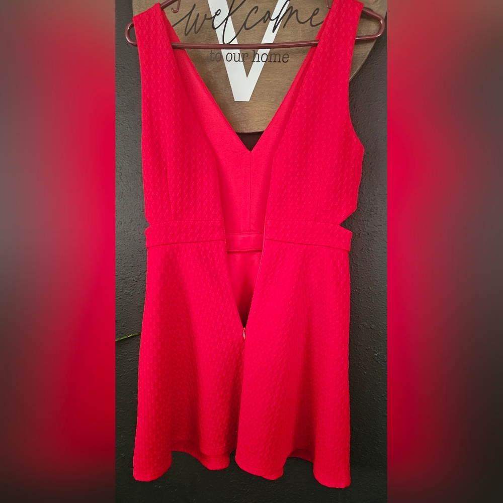 Forever 21 :Beautiful Red mini dress. - Picture 6 of 7